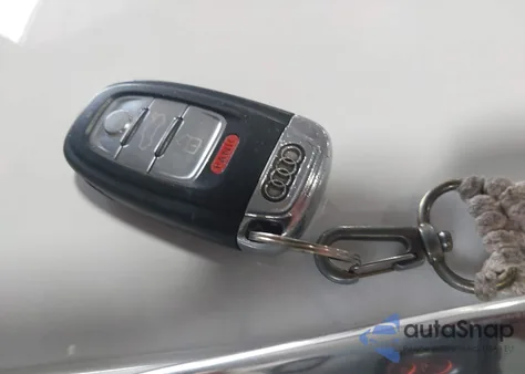 2010 Audi Q5 3.2 Premium из США, поврежденный, VIN WA1LKAFP1AA104830